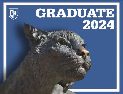 Picture of UNH 2024 Graduate Note Card - Wildcat Statue