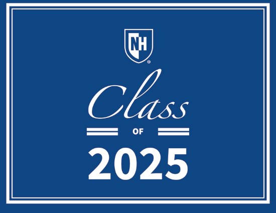 Picture of UNH 2025 Graduate Note Card - Blue with Shield